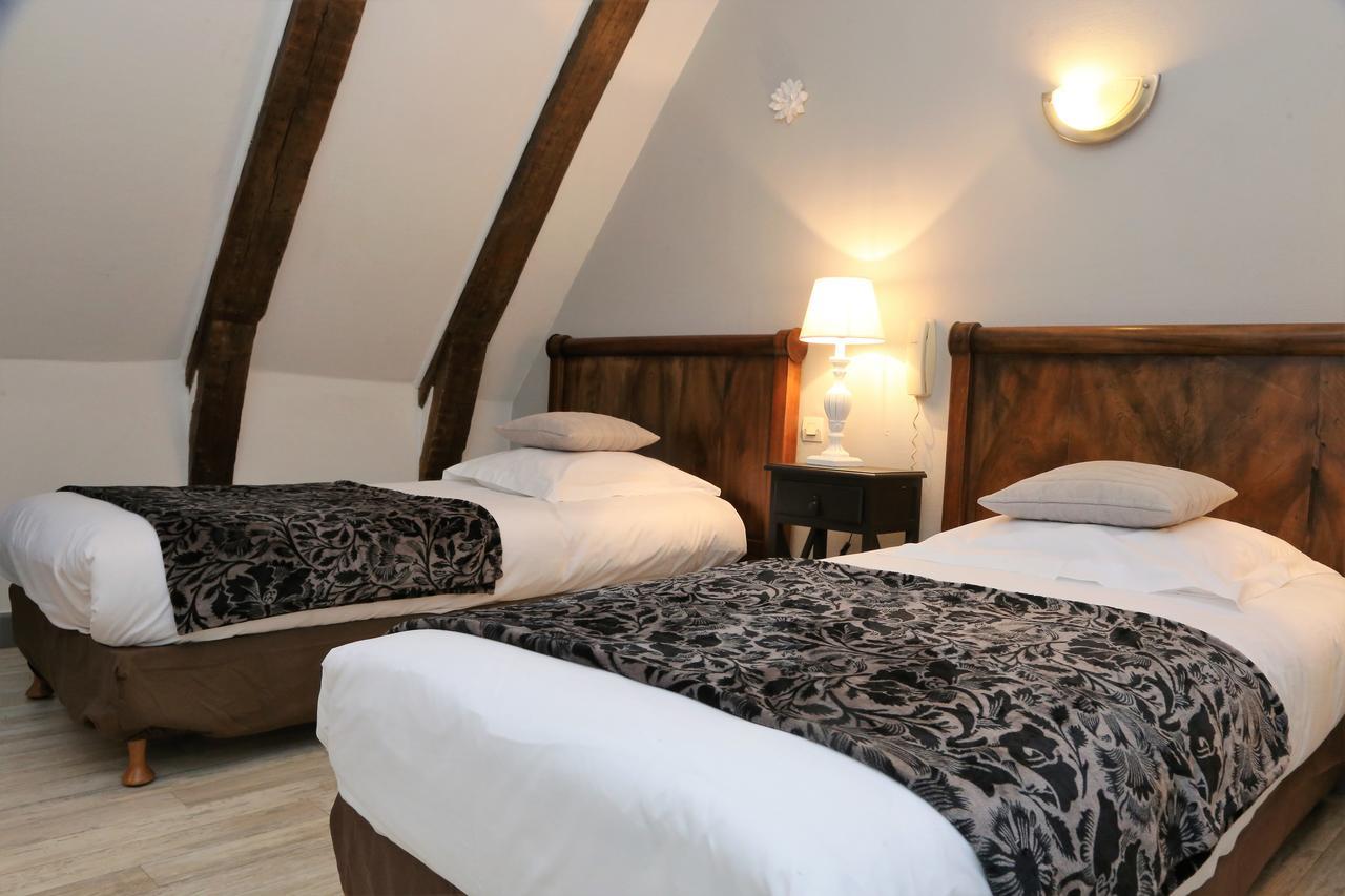 Logis L'Ecu De France Hotel Mauriac  Luaran gambar